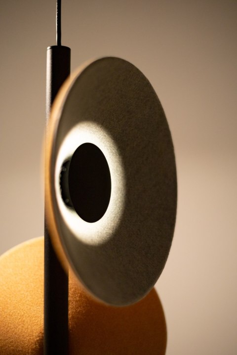 LAMPA WISZACA PURO EARTH YELLOW&GREY