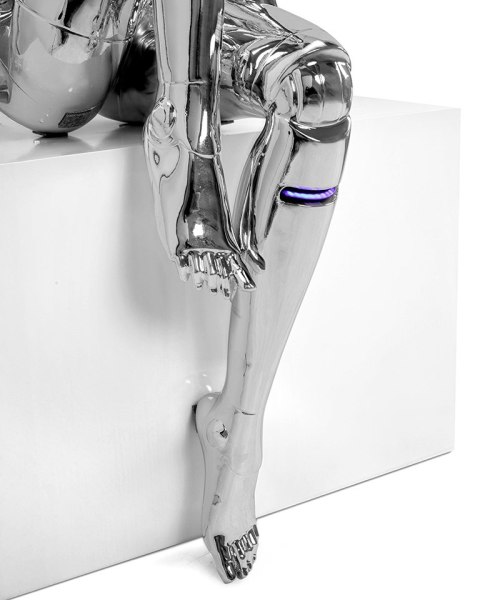 Lampa podłogowa / rzeźba CYBER WOMAN