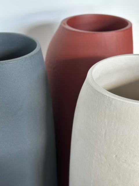 Donica EARTH High śr. 46cm x wys.100cm, wysoka, strukturalna,nieregularna forma