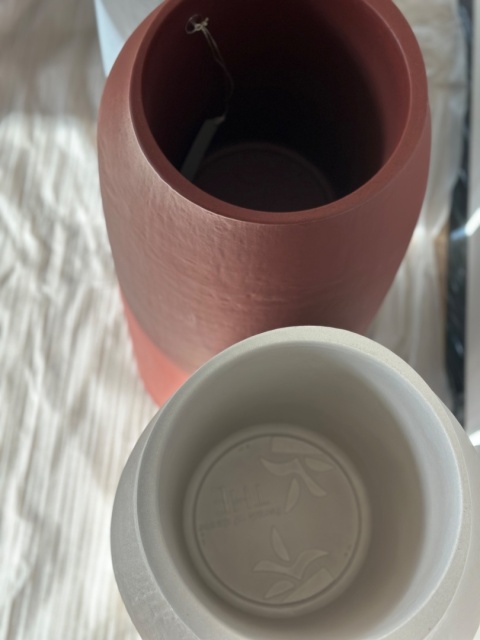 Donica EARTH High śr. 46cm x wys.100cm, wysoka, strukturalna,nieregularna forma