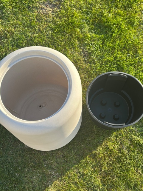 Donica TUBB, tarasowa, duża, nowoczesny kształt, okrągła