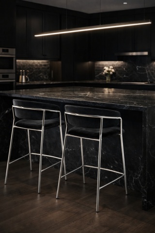 Krzesło barowe hoker MARGO 65 czarny - welur, podstawa chromowana