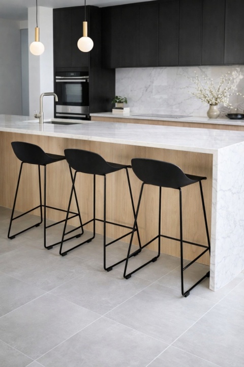 Krzesło barowe hoker ROLF czarne 76